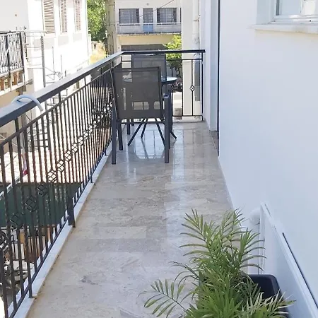 Apartment Satie